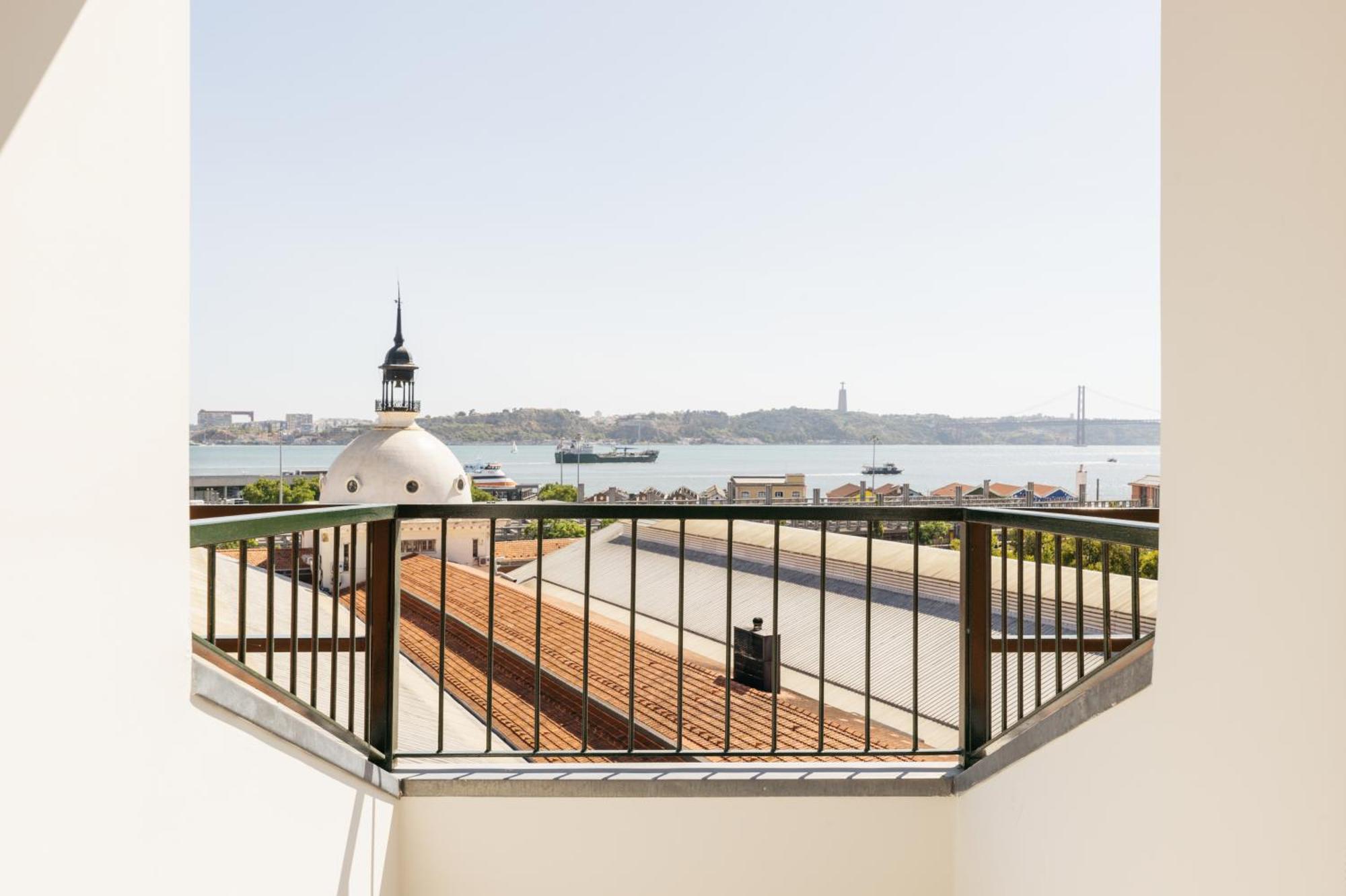 Dare Lisbon River 外观 照片
